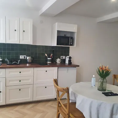 Josephine Apartmán